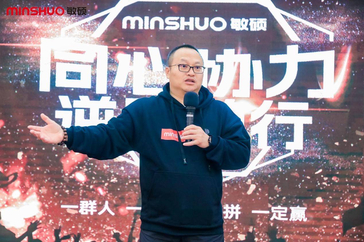 團(tuán)建3.jpg 團(tuán)建3.jpg